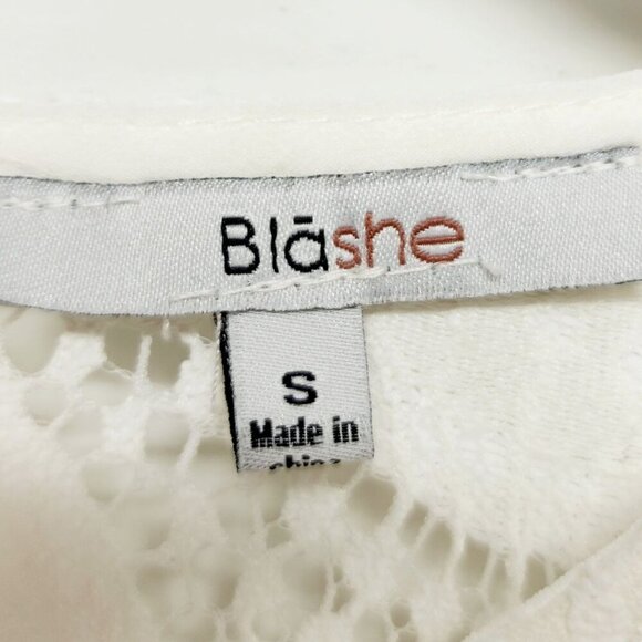 Bláshe Womens White Crochet Long-Sleeve Crop Top Size S - Picture 2 of 6